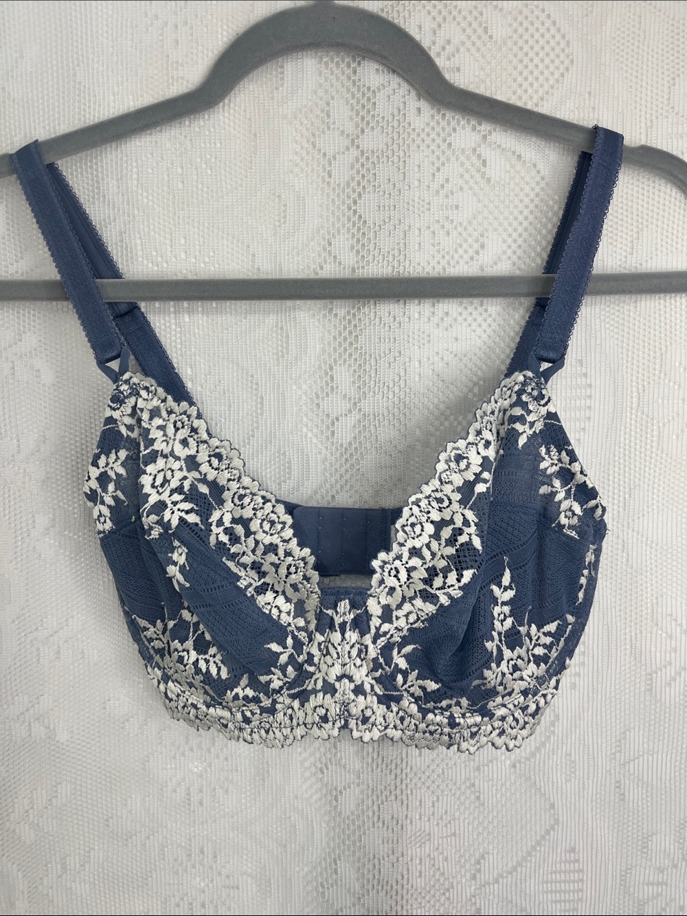 Wacoal Blue Lace-Trim Underwire 32DD